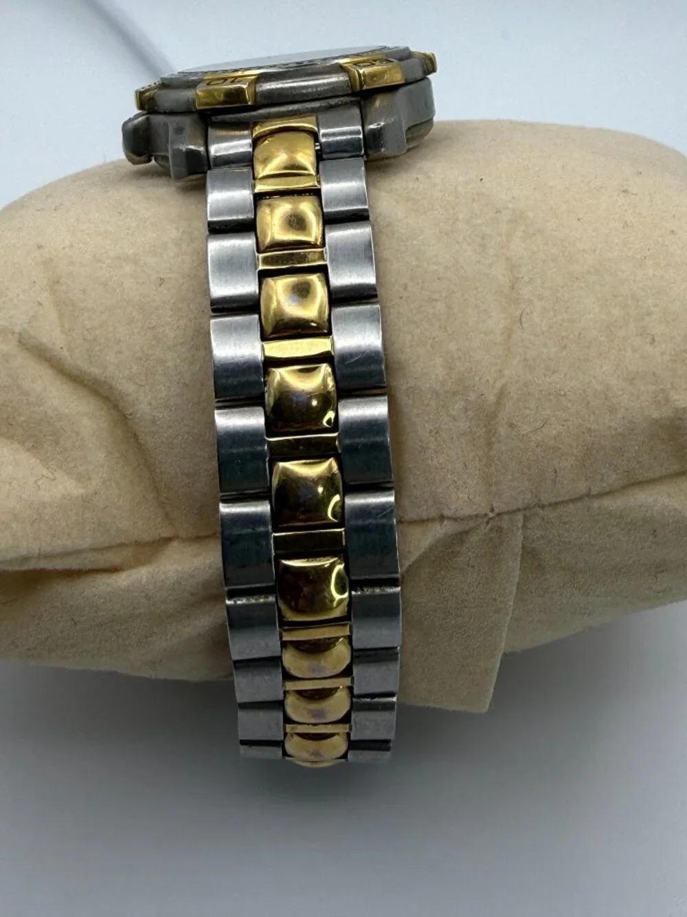 Vintage 1990's Guess Waterproof Two Tone Gold and Silver Womens watch 6in band